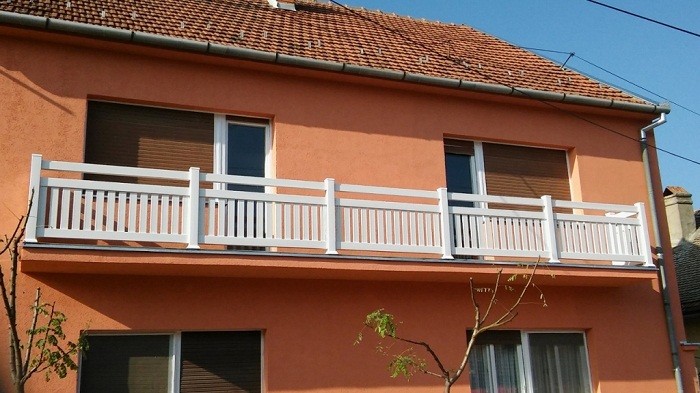 ograda-pvc-za-balkon-ili-terasu-r2.jpg